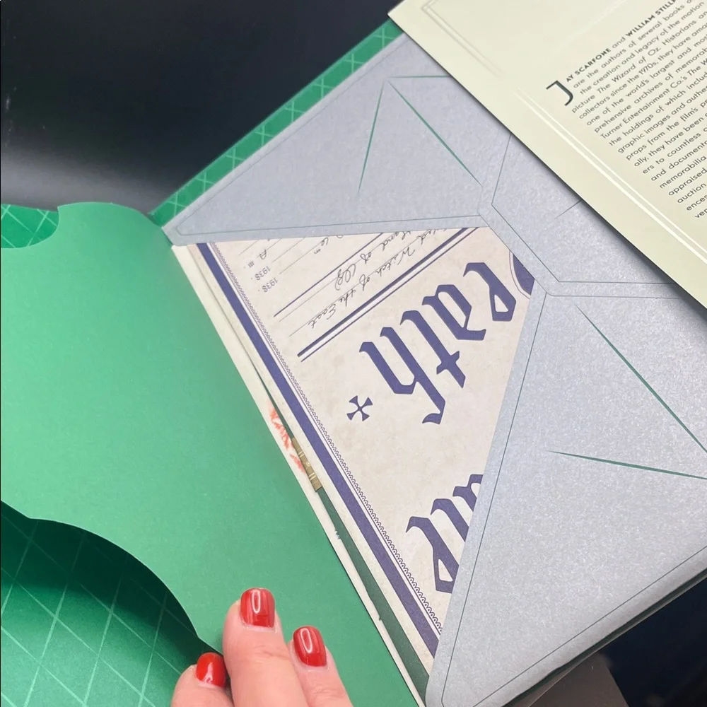 The Wizard of Oz 75th Anniversary Companion Book - Picture 10 of 11